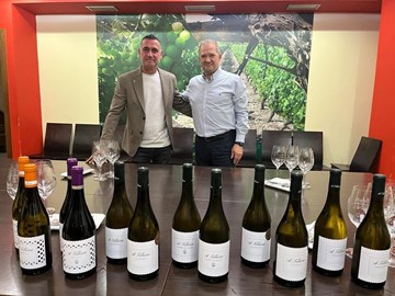 Recibimos a visita de Bodegas A Telleira, acabada de premiar en distintos certames vinícolas
