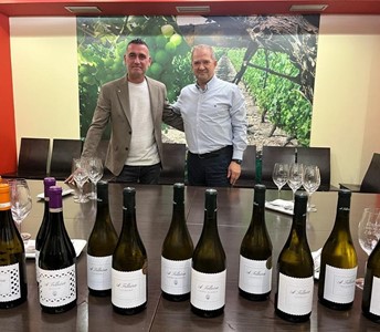 Recibimos a visita de Bodegas A Telleira, acabada de premiar en distintos certames vinícolas